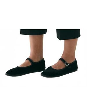 NEW VIBI VENEZIA women's velvet mary jane in nero